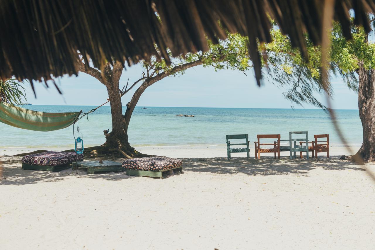 Mikadi Beach Camp & Backpackers Дар-эс-Саламе Экстерьер фото